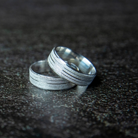 Alianças rebaixadas c/ 3 frisos - 6 milímetros