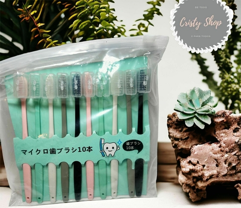 PAQ DE CEPILLOS DENTALES CON TAPA