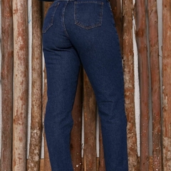 Calça Jeans Reta na internet