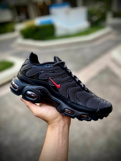 Nike Air TN Negro Rojo Reflex