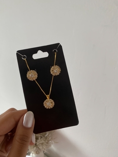 Conjunto Shine redondo colar e brinco cravejado - comprar online