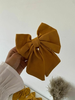 Laço Linho Clássico Amarelo - comprar online