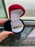 Pulseira infantil personalizada com nome em preto, menina na lateral - loja online