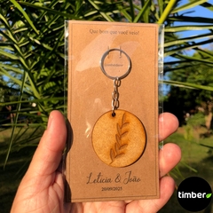 Chaveiro de MDF Para Lembrancinhas de Casamento Personalizadas na internet