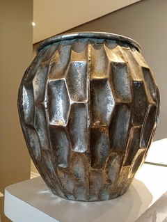 VASO DE METAL PRATA 33,5CM X 33,5CM X 32,5CM