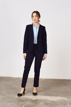 1 CAMISA CELESTE M/L + 1 PANTALÓN AZUL + 1 BLAZER AZUL