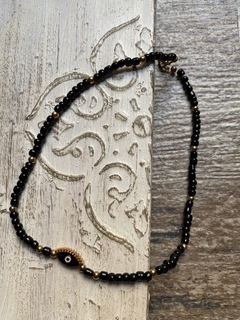 Collar dije negro y dorado