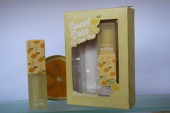 Duo Exfoliante Para Labios Sweet Dose Beauty Creations Lemon en internet