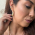 Piercing fake cravejado banhado a ouro - comprar online