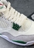 Jordan 4 SB Pine Green na internet
