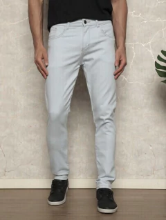 Calça Jeans Cinza Clean Slim Fit - comprar online