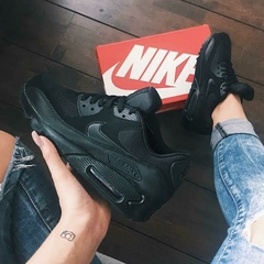 Nike Air Max 90 na internet