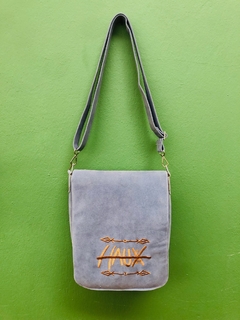 Bolsa Lateral com alça / Bordada - Cores diversas na internet
