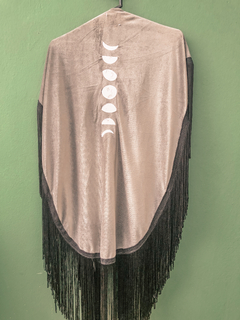 Poncho Cinza chumbo / Bordado nas costas - loja online