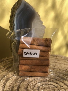 Canela em pau