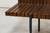 Rack de TV de madera con diseño asimétrico y base epoxi metalizada para living de estilo moderno industrial