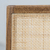 Silla de tela antimanchas con respaldo esterillado y apoyabrazos para comedor moderno