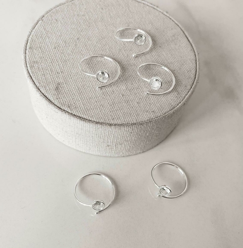 Anel Bola e Zircônia Cristal 5mm Regulável S33