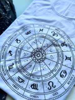 PIJAMA HOROSCOPO - XL en internet