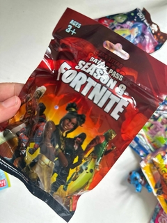 BOLSITA SORPRESA - FORTNITE - comprar online