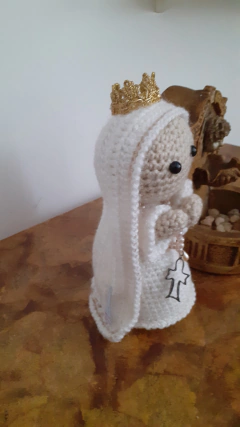 Nossa Senhora de Fátima, é conhecida como "santa dos segredos" - Amigurumi - Atelie Feito com Ternura