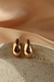 Brinco gota lisa - Dourada - comprar online