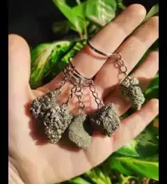 LLAVEROS DE PIEDRAS