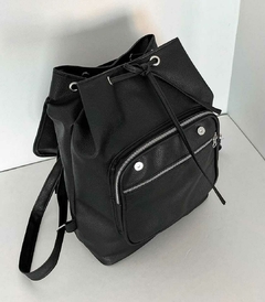 MOCHILA MADISON - NEGRO en internet