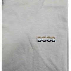 Camiseta Hugo Boss com o Logo Bordado - Marrom na internet