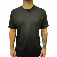 Camiseta Tommy Hilfiger Básica - Preta - comprar online
