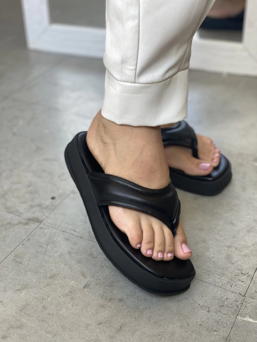 Flatform Loli Preto