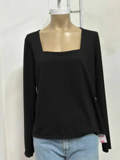 Remera de morley con cuello cuadrado - comprar online