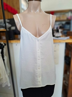 BLUSA DE SEDITA CON BOTONES