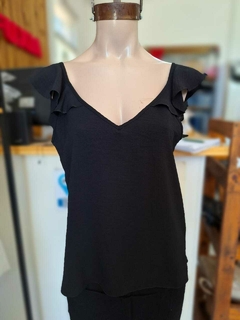 BLUSA DE SEDITA CON BOLADOS