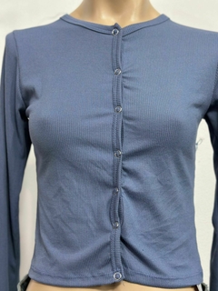 Remera mangas largas de morely con botones - comprar online