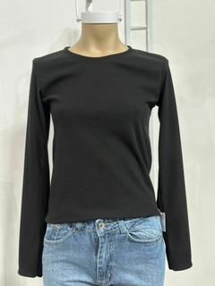 Remera mangas largas de morley cuello redondo - comprar online