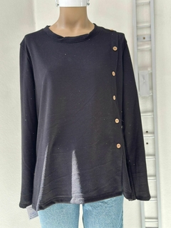 Remeron de lanilla negro con botones
