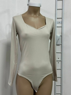 Body de modal cavado en internet