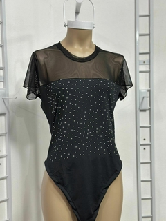 Body negro con microtul y hot fix