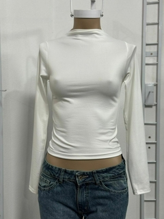 Top de modal mangas largas cuello cerrado - comprar online