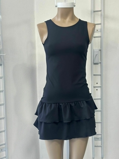 Vestido de lycra con volados