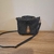 bolsa tiracolo preta na internet