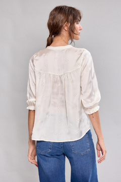 Blusa Daniela - Zhoue en internet