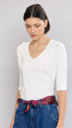 Remera Cloe - Zhoue