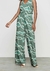 Calça Pantalona Cintura Alta Em Viscose - Verde - comprar online