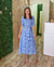 Vestido listrado com amarração frontal azul e branco