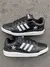 Adidas Fórum Low na internet
