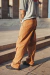 Pantalon Iquel Camel - Make Me Mambo