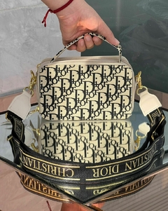 CAJITA CHRISTIAN DIOR - districamisetaspereira