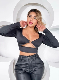 blusa corta dije corazon